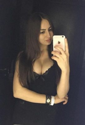 Дияна — проститутка с большими формами, 23 лет
