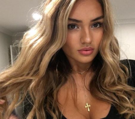 Попробуйте невероятный секс с хохлушкой (Анжела, от 2000 руб. в час)